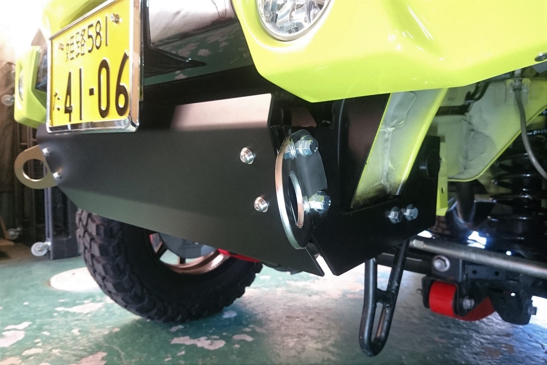 タニグチ FRPスキッドプレート (JB64)